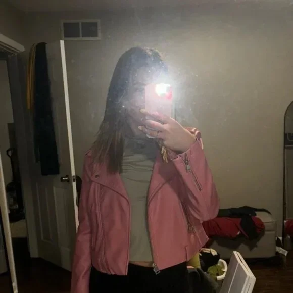 Levi’s Faux Leather Moto Jacket – Cool Pink, Boxy Fit - Picture 2 of 4